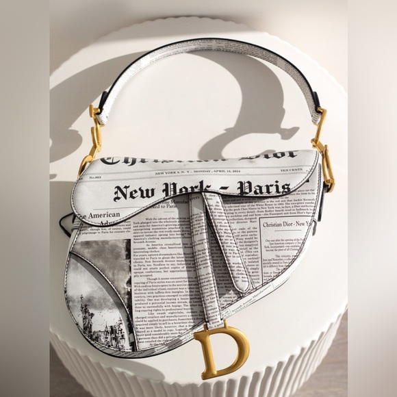 Rare Christian Dior 2024 Newspaper Print White Black Calfskin Saddle Bag - Picture 13 of 16